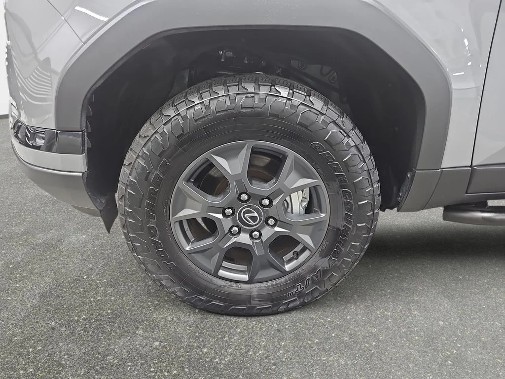 Used 2024 INCOGNITO Lexus 550 Overtrail image 34