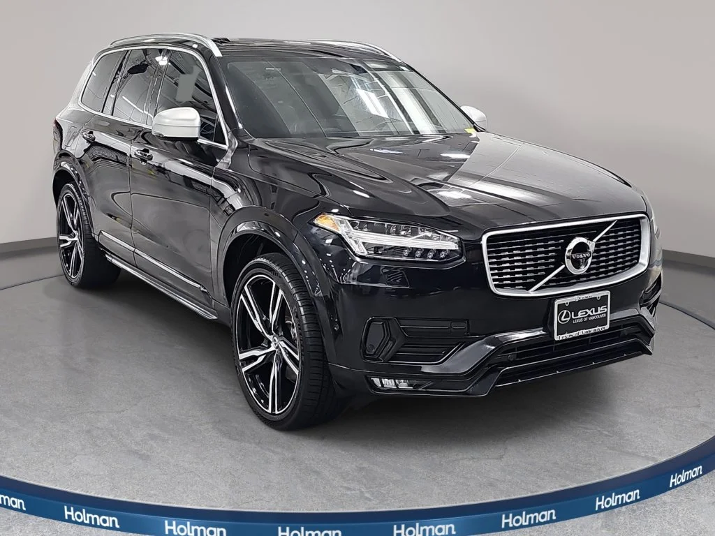 Used 2017 Black Volvo T6 R-Design image 4