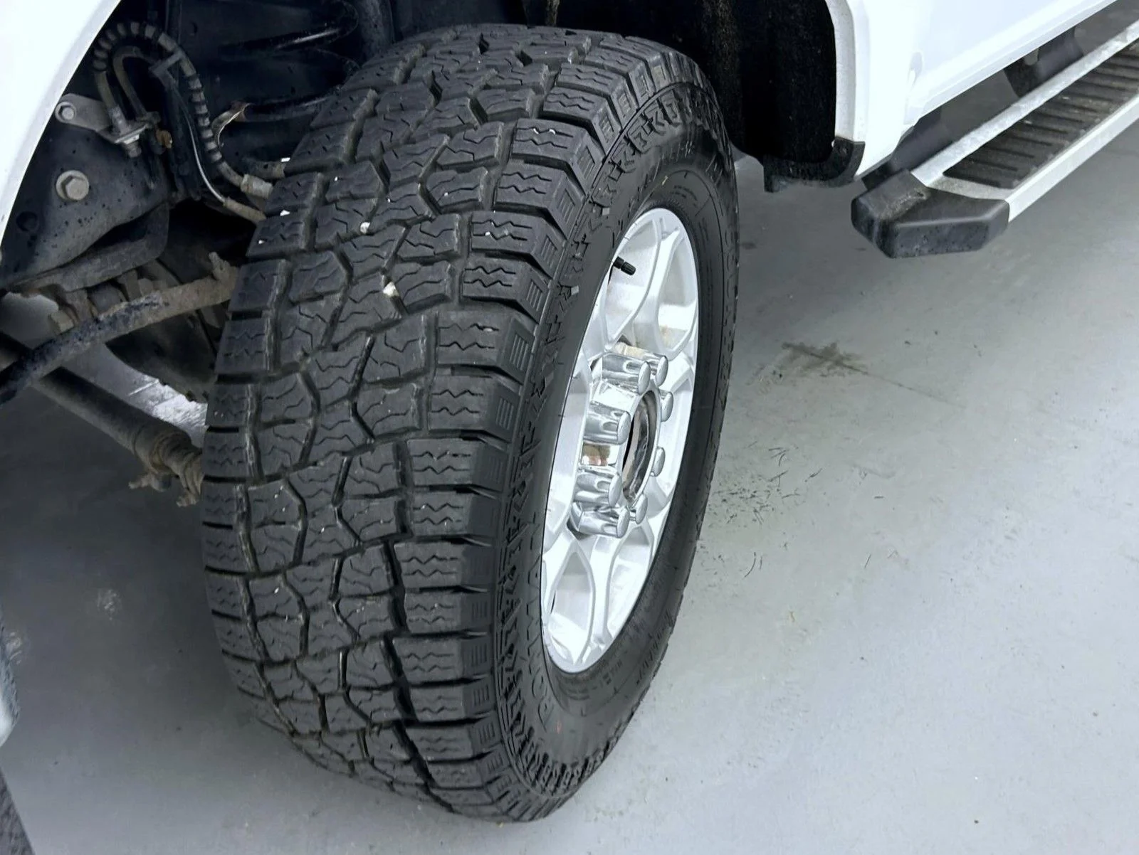 Used 2025 White Ford XLT image 24