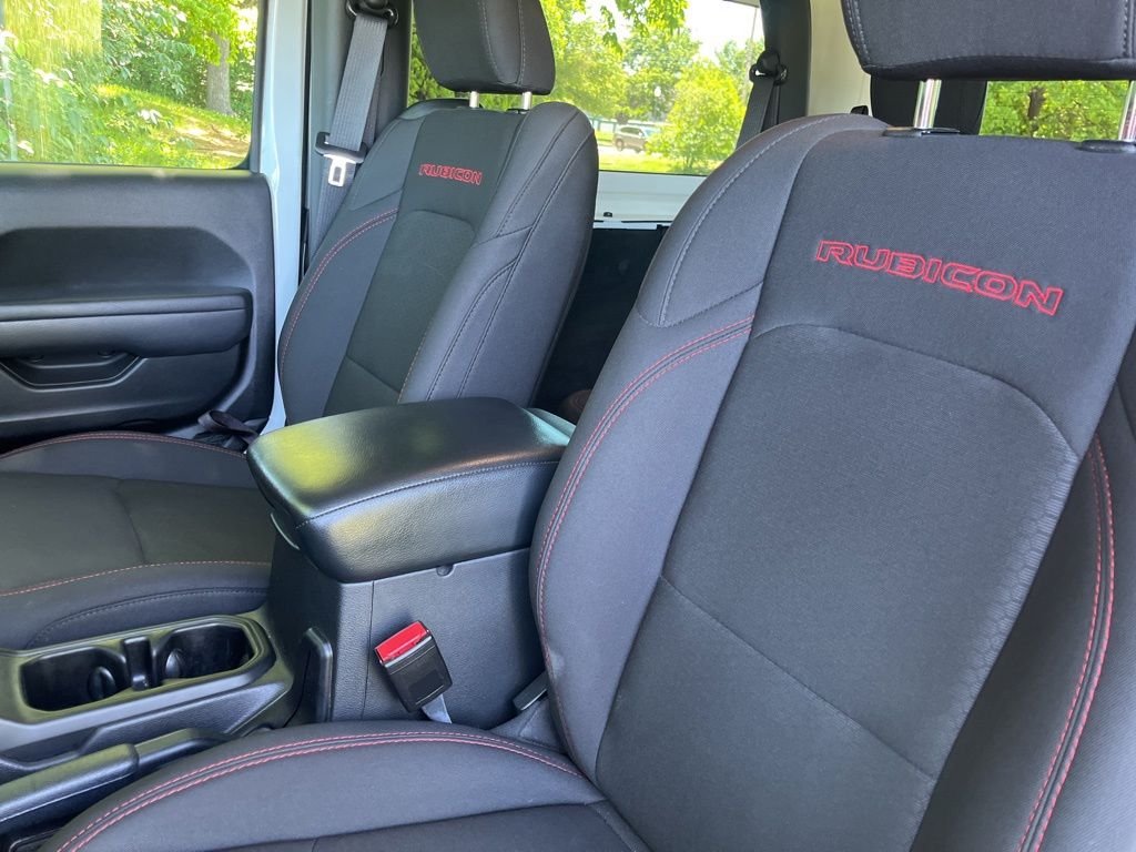 Used 2022 Bright White Clearcoat Jeep Rubicon image 3