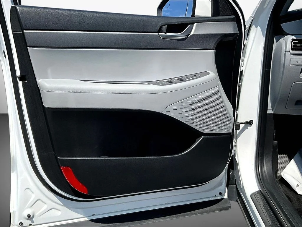 Certified Used 2022 White Hyundai SEL image 20