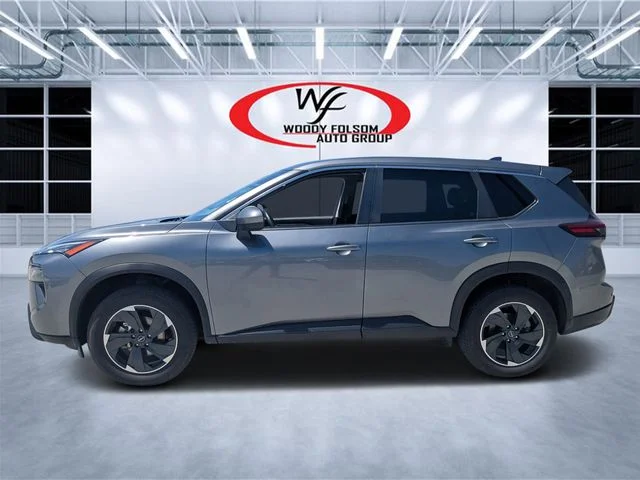 Used 2025 Gray Nissan SV image 6