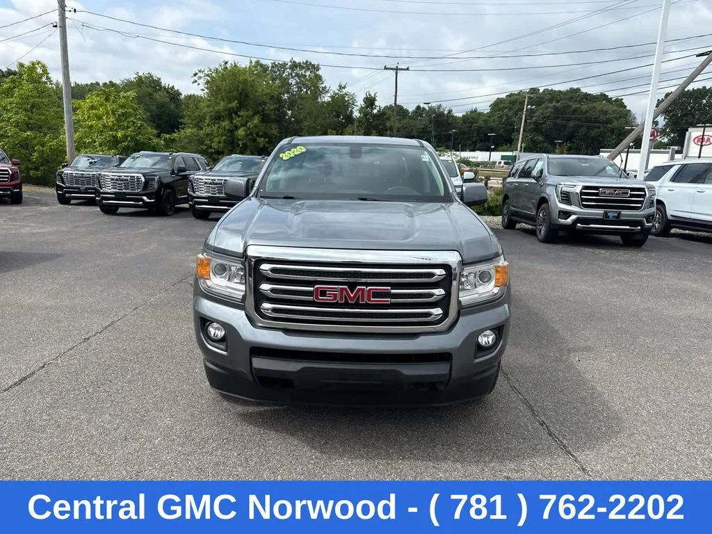 Used 2020 Gray GMC 4WD SLE image 8