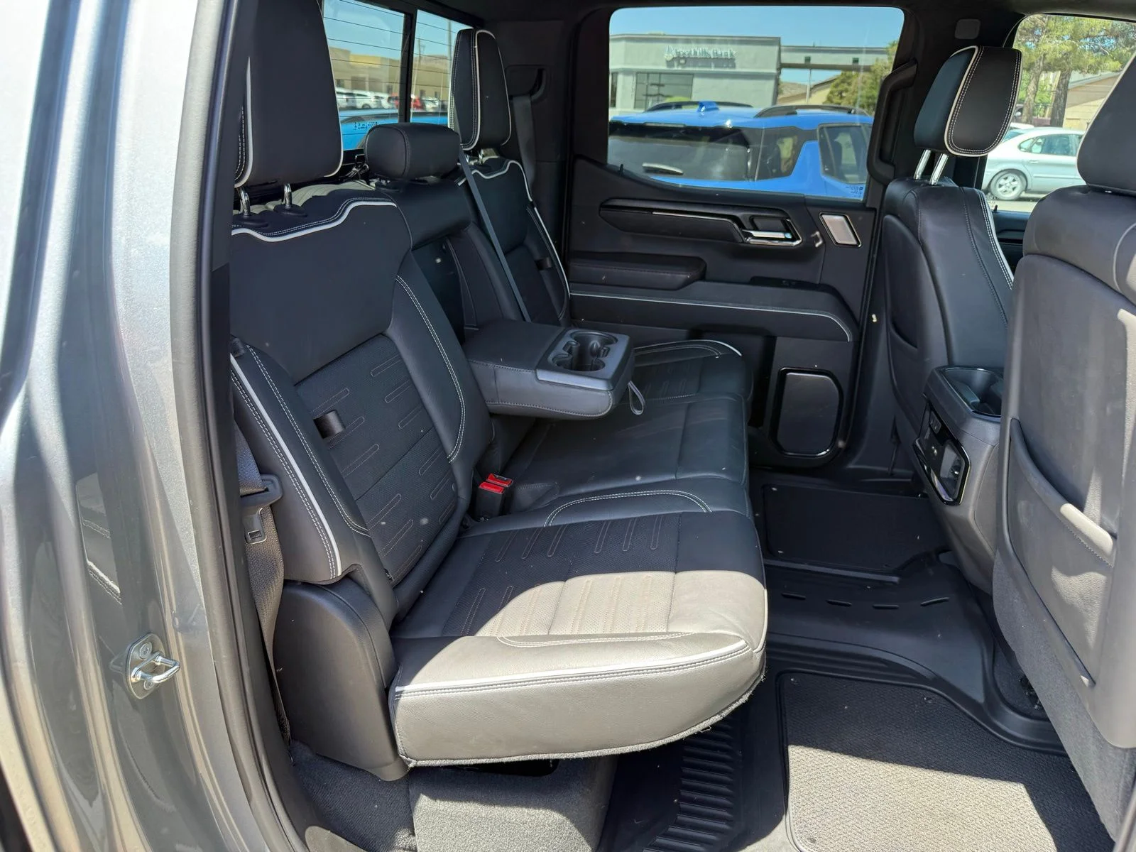 Used 2024 Silver GMC AT4X image 44