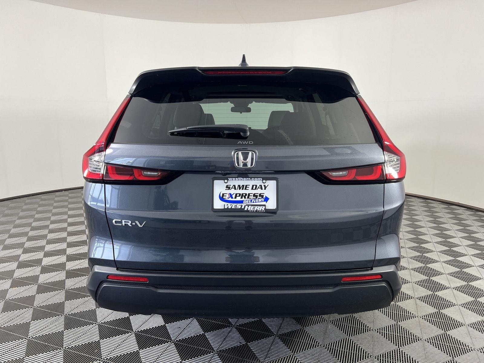 Used 2024 Meteorite Gray Metallic Honda EX image 4