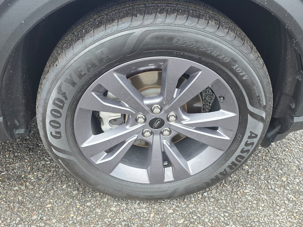 Used 2024 Silver Metallic Ford XLT image 19
