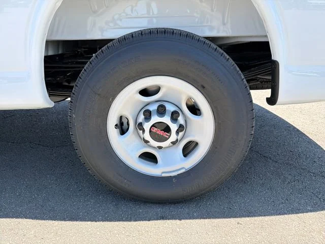 New 2026 Summit White GMC Work Van image 25