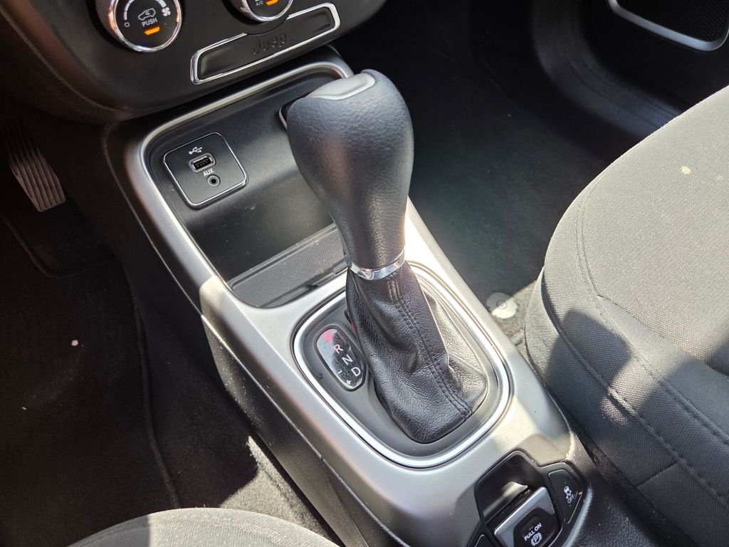 Used 2018 Black Jeep Sport image 26