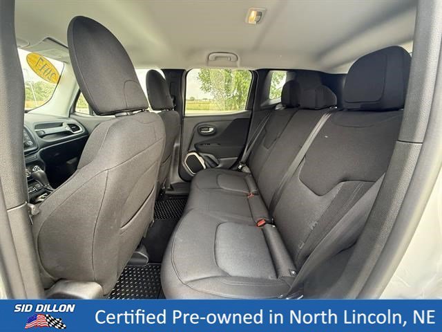 Used 2017 Glacier Metallic Jeep Latitude image 20