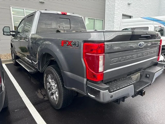 Used 2022 Gray Metallic Ford Lariat image 3