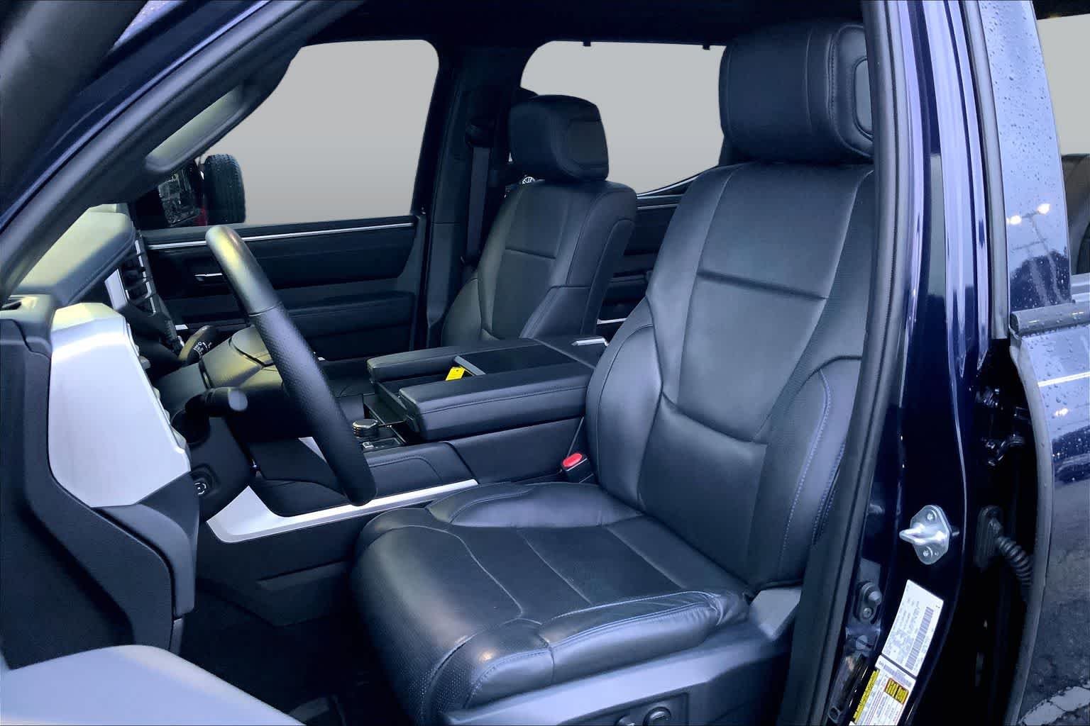 Used 2025 Blueprint Toyota Platinum Hybrid image 8