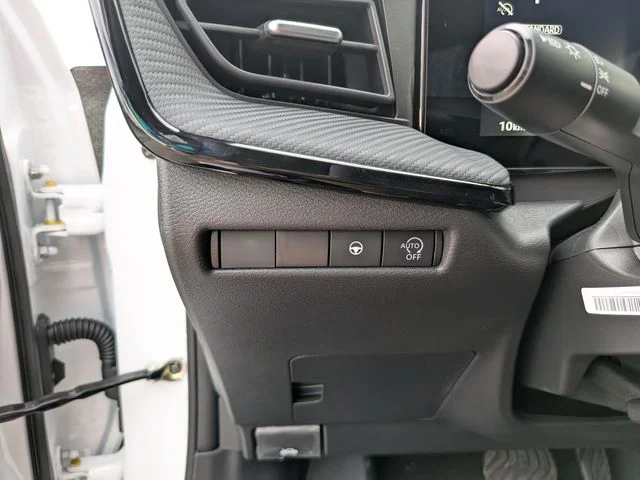 New 2026 Aspen White TriCoat Nissan SR image 22