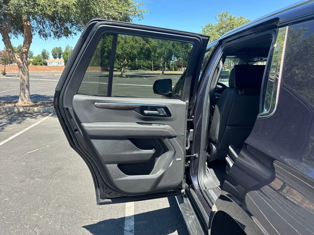 2026 Chevrolet Tahoe Premier - Photo 18