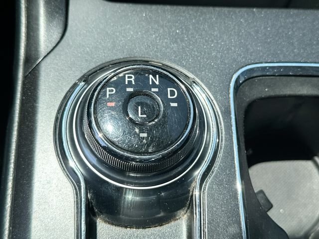 Used 2019 Blue Ford Titanium image 17
