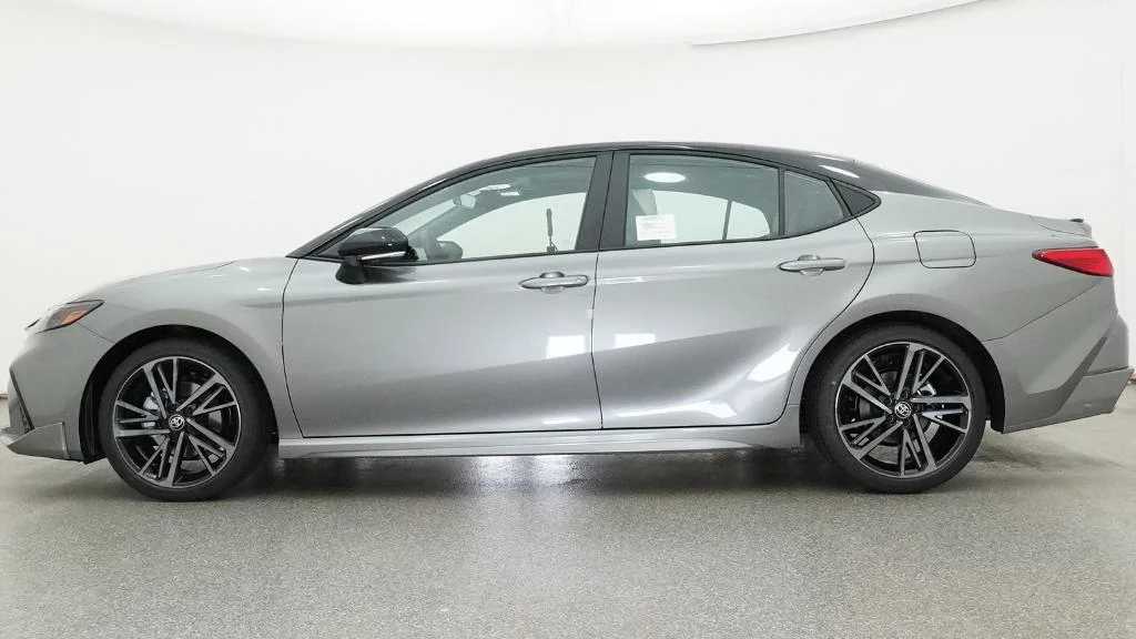 New 2026 Heavy Metal with Midnight Black Metallic roof Toyota XSE image 60