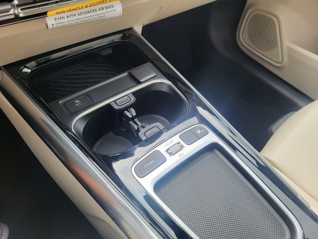 New 2026 Mountain Grey Metallic Mercedes-Benz GLA 250 image 22