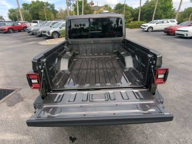 New 2026 Granite Crystal Metallic Clear-Coat Exterior Paint Jeep 85th Anniversary Edition image 14