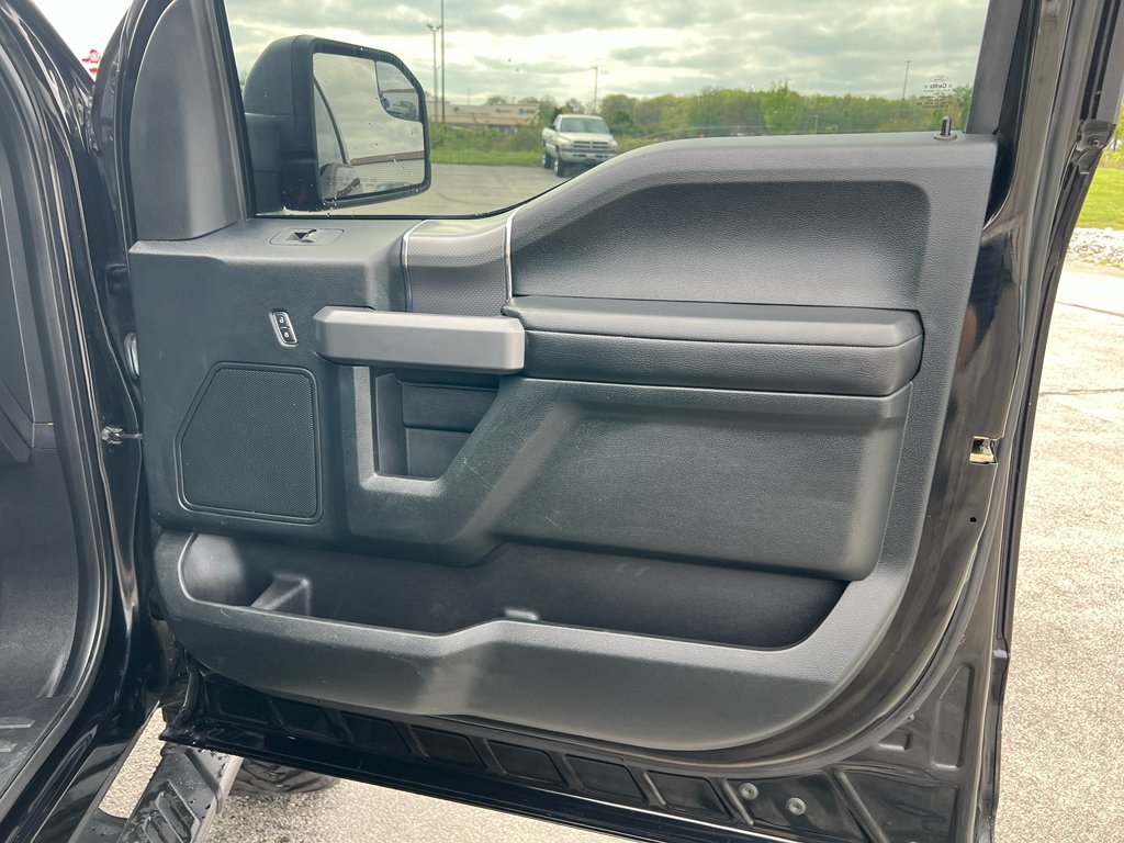 Used 2016 Shadow Black Ford XLT image 16