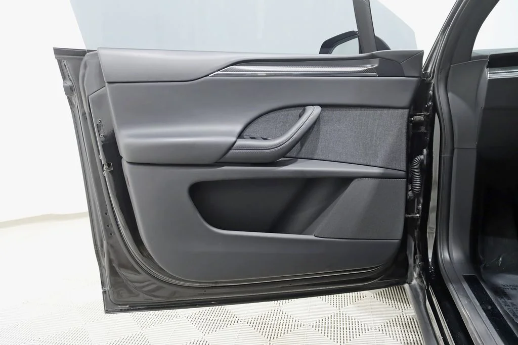 2022 Tesla Model X Plaid