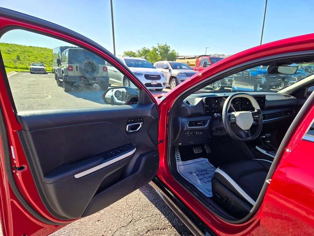 Used 2025 Red Kia GT-Line Turbo image 13