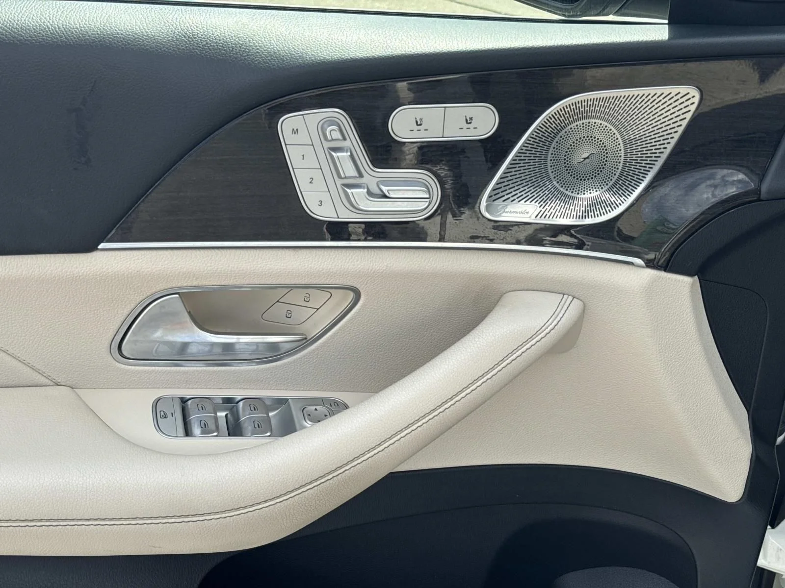 Used 2021 White Mercedes-Benz GLE 450 image 18