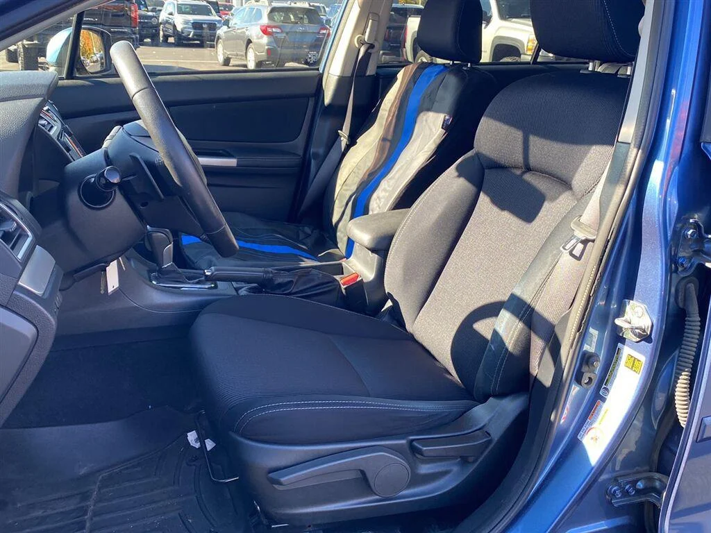 Used 2016 Quartz Blue Pearl Subaru 2.0i Sport Premium image 2