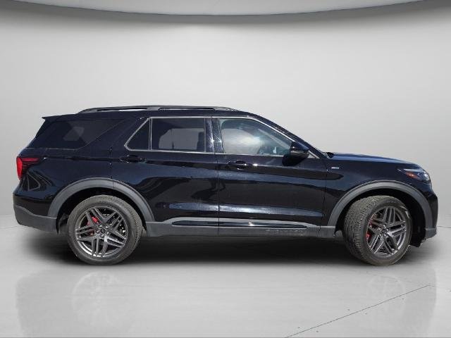 Used 2025 Black Metallic Ford  image 23