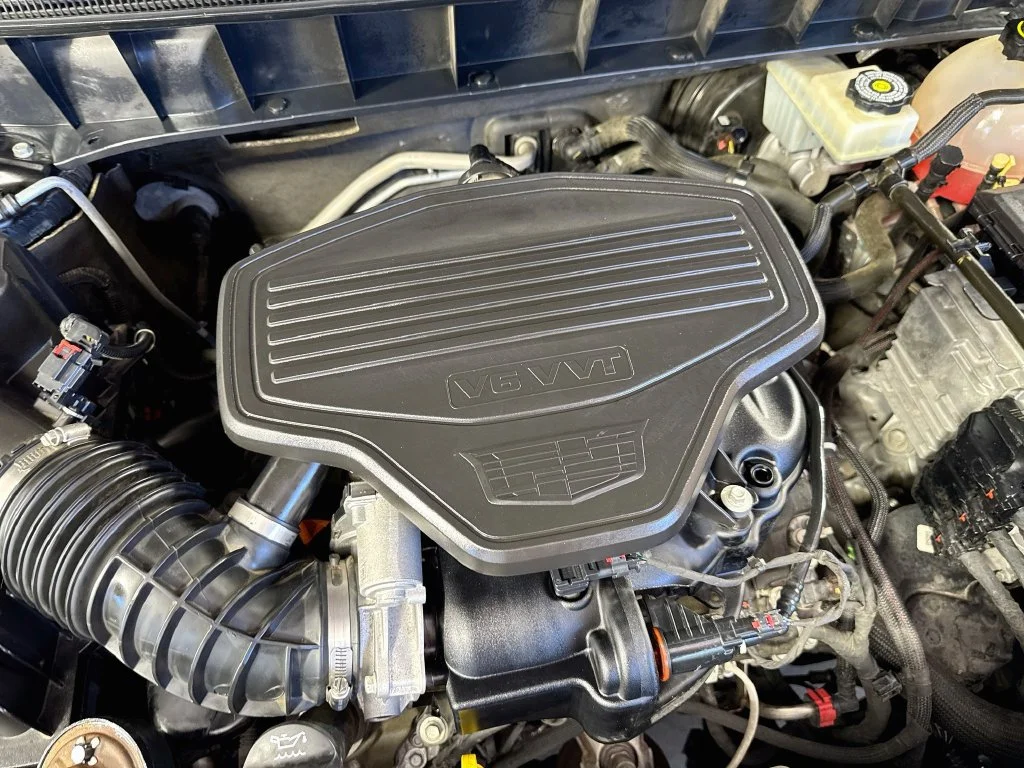 Used 2019 Black Cadillac Premium Luxury image 40