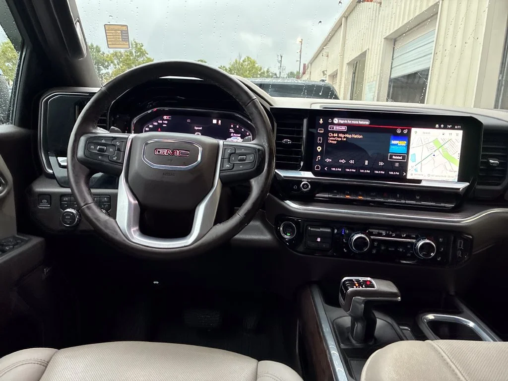 Used 2025 Black GMC SLT image 23