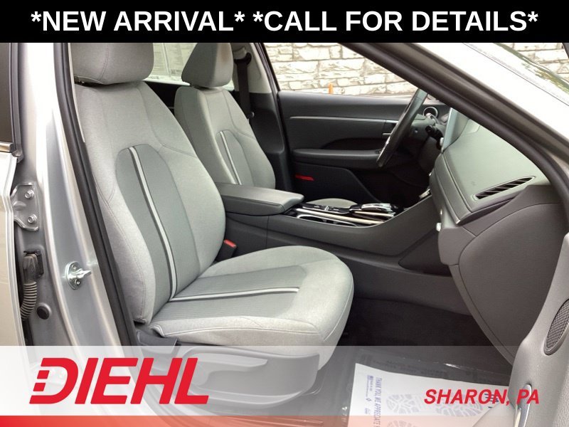 Used 2021 Silver Hyundai SEL image 11