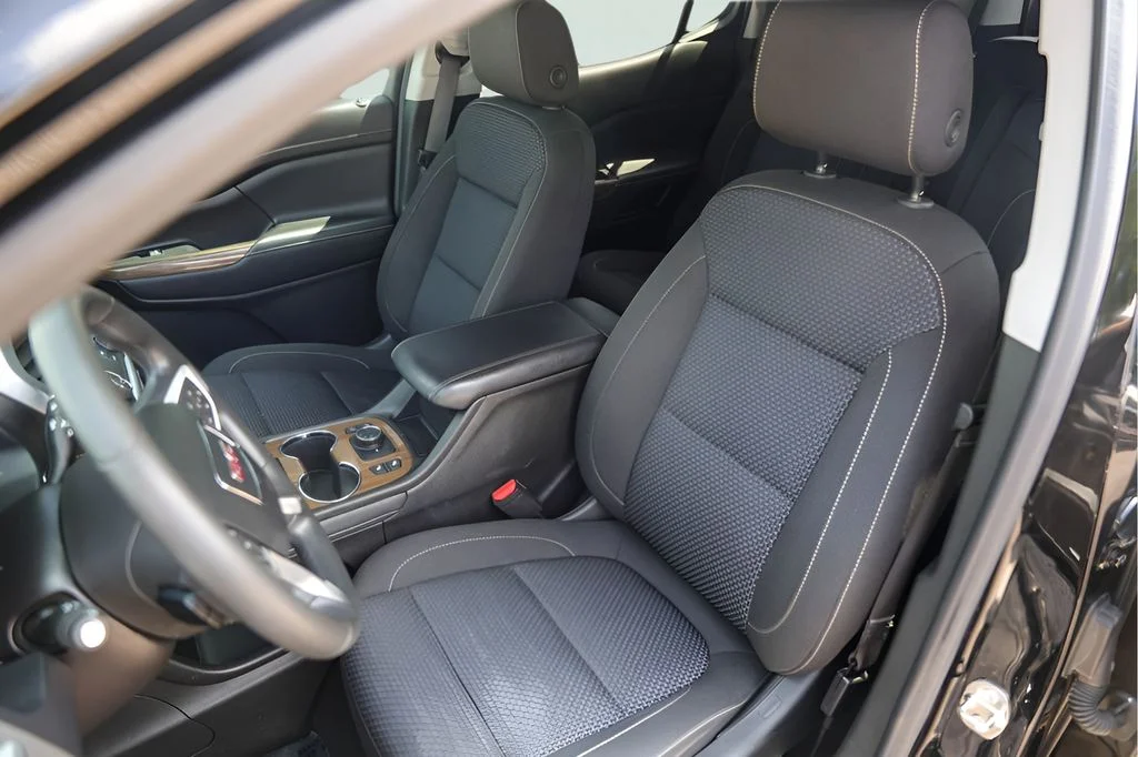 Used 2023 Black GMC SLE image 10