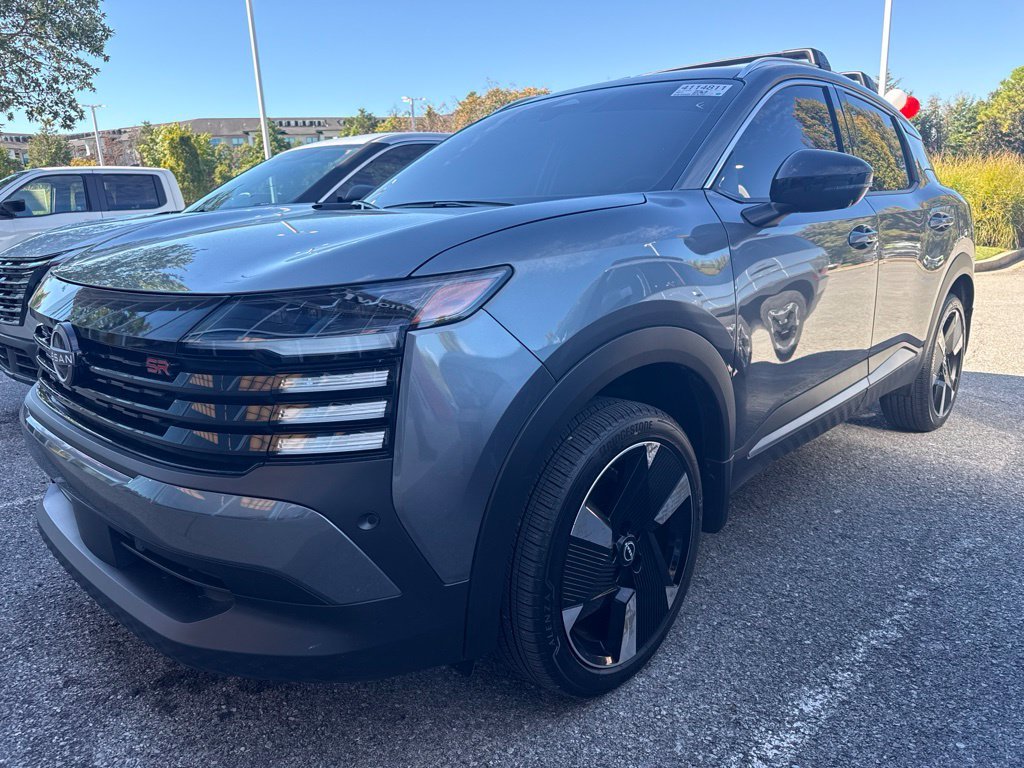 Certified Used 2026 Gray Nissan SR image 7