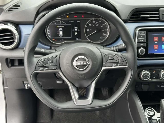 2025 Nissan Versa Sedan SV - Photo 18