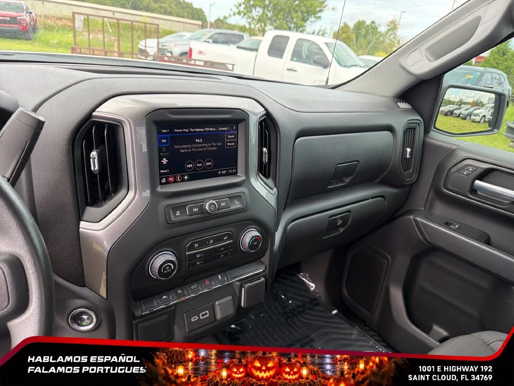 Used 2024 Summit White Chevrolet Custom image 18
