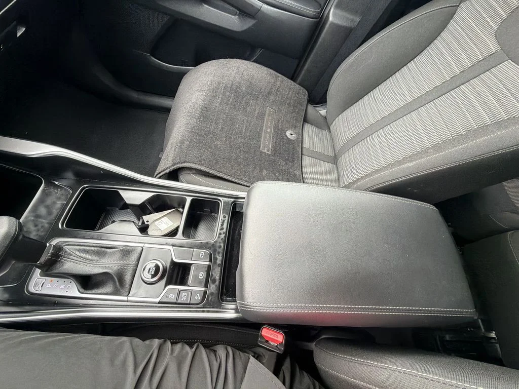 Used 2024 White Kia LX image 26