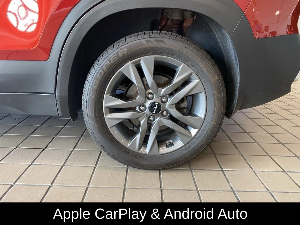 Used 2023 Orange Kia S image 21