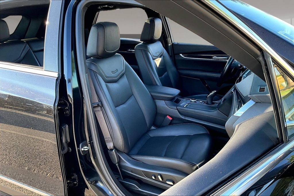 Used 2023 Black Cadillac Premium Luxury image 7