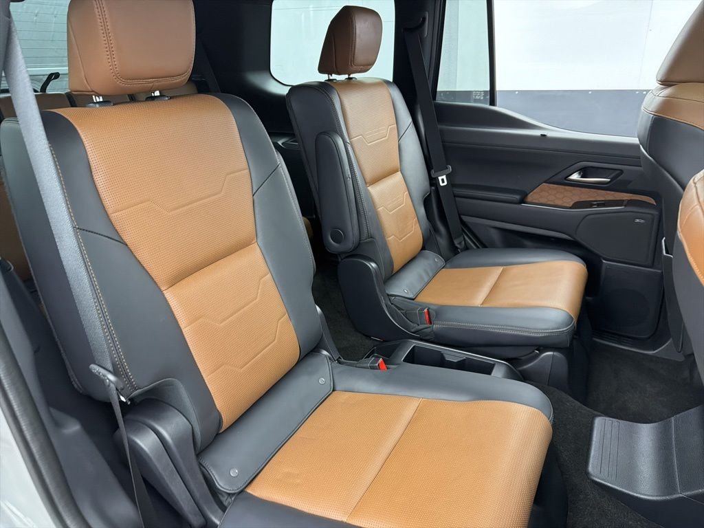 Used 2024 Gray Lexus 550 Luxury+ image 28