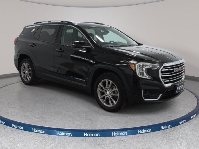 Used 2022 Black GMC SLT image 4
