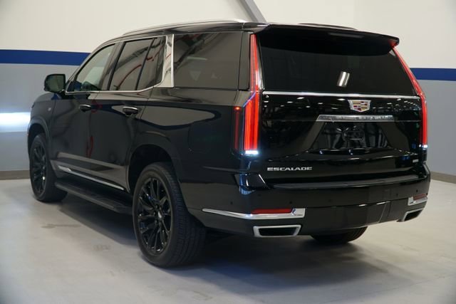 Certified Used 2025 Black Raven Cadillac Premium Luxury image 3