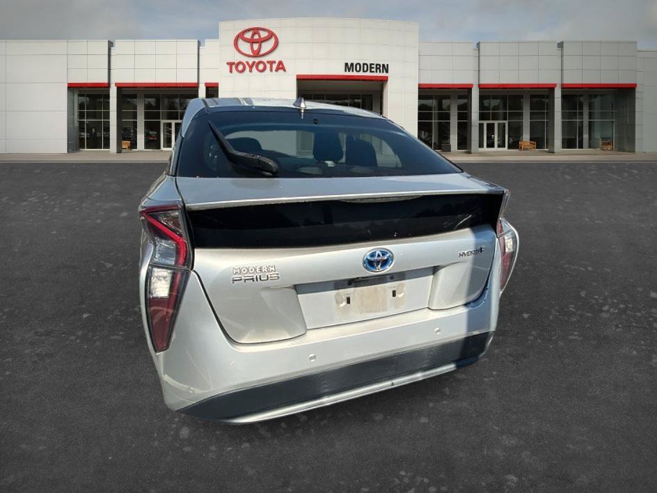 Used 2018 Classic Silver Metallic Toyota Two image 11