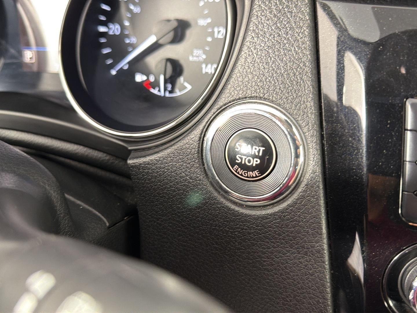 Used 2022 Magnetic Black Pearl Nissan SV image 28