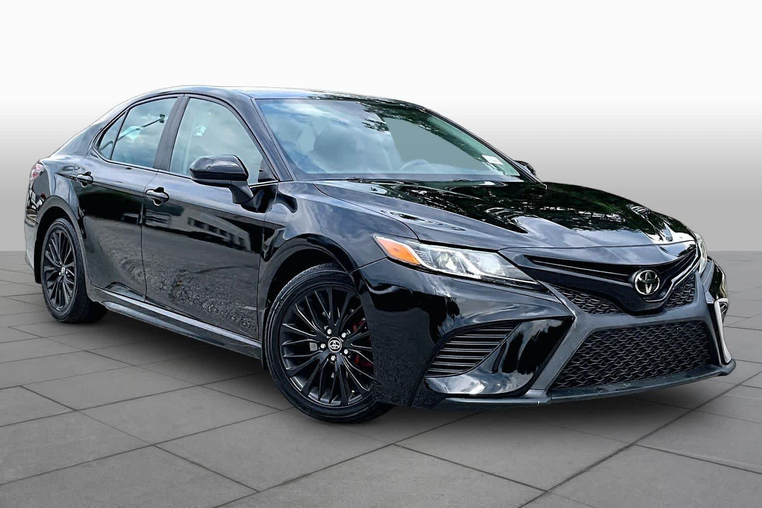 Used 2020 Midnight Black Metallic Toyota SE Nightshade image 3