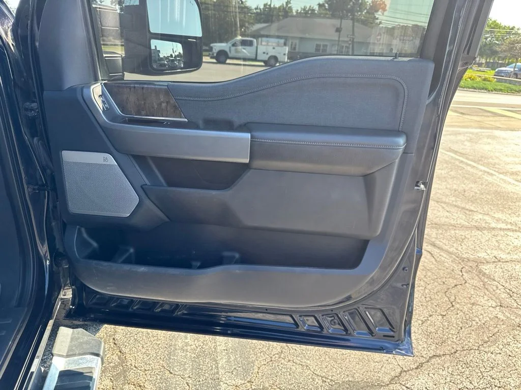 Used 2024 Blue Metallic Ford Lariat image 35