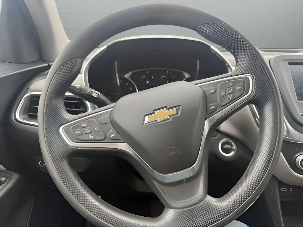 Used 2022 Gray Chevrolet LT image 10