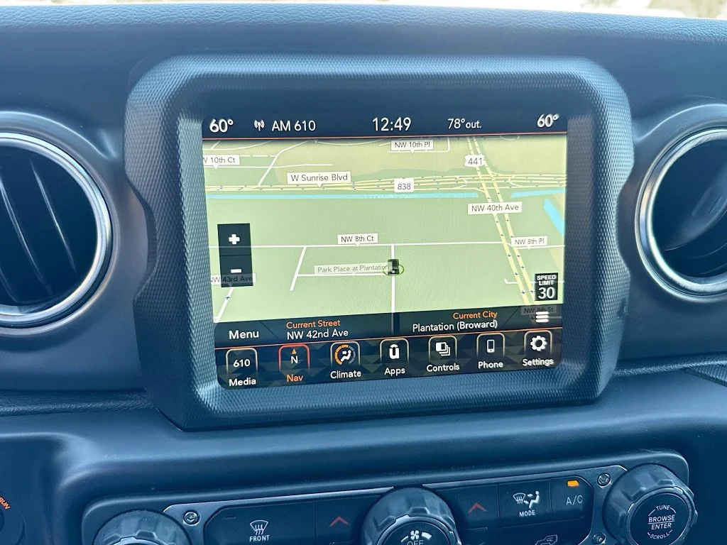 Used 2022 Gray Jeep Unlimited Rubicon 4xe image 14