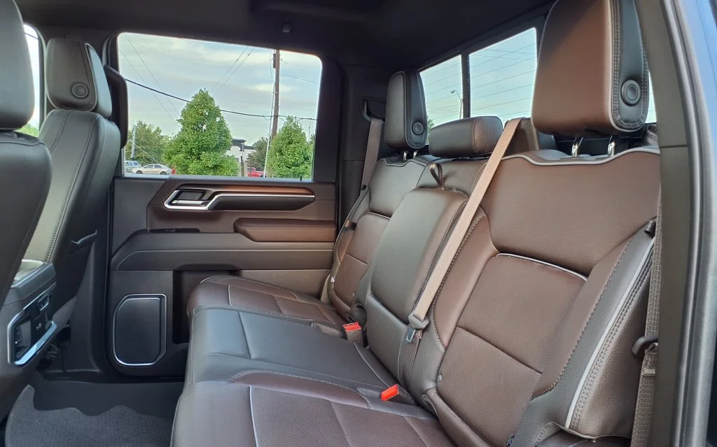 Used 2025 Black GMC Denali image 13