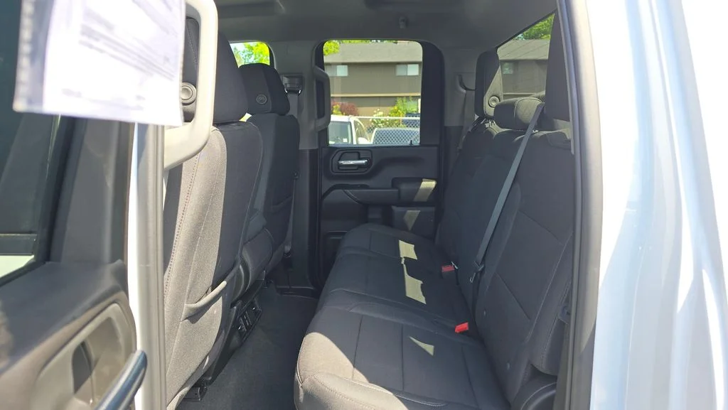Used 2025 Summit White Chevrolet Custom image 17