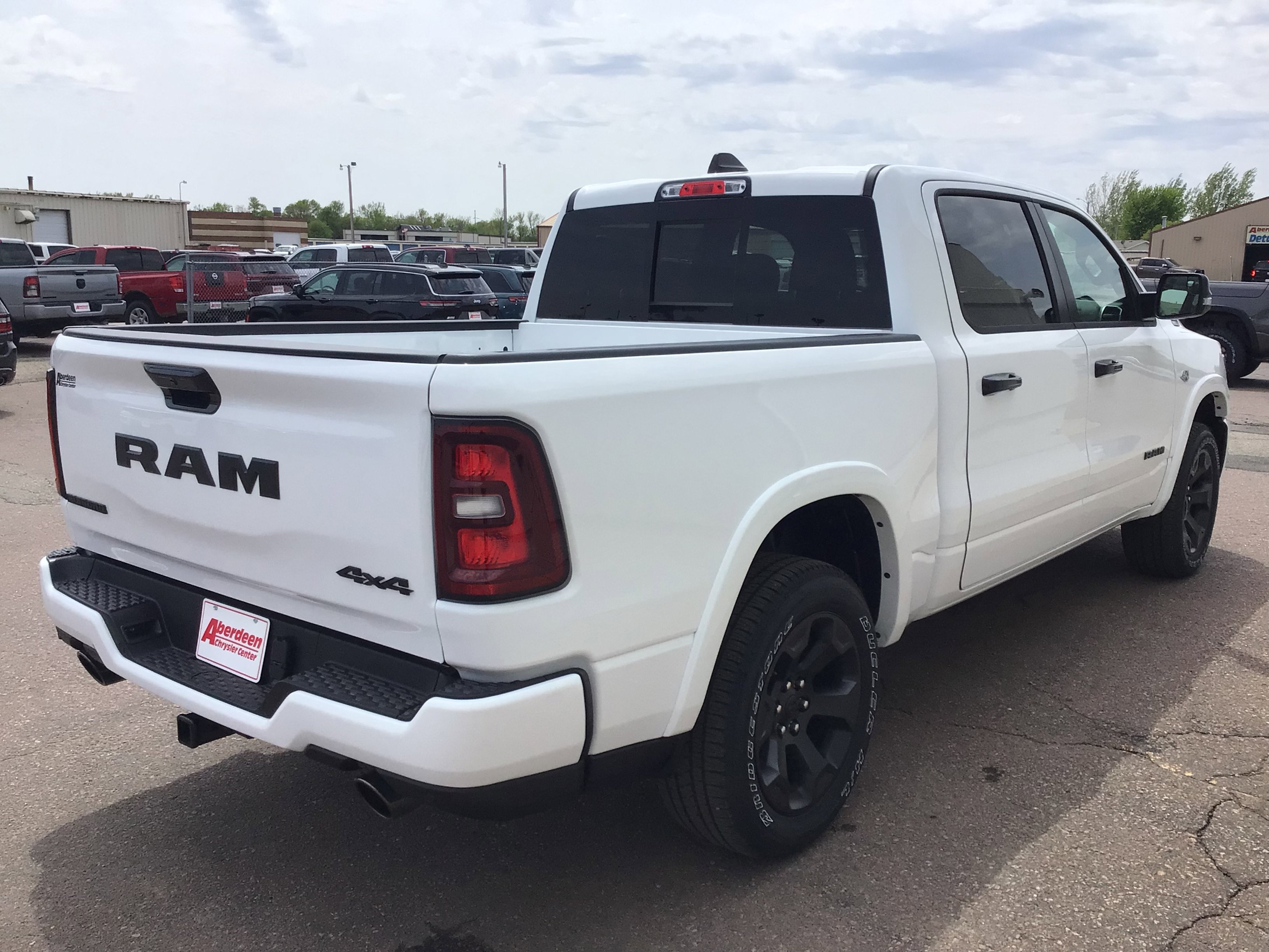 New 2026 Bright White Clear-Coat Exterior Paint RAM Big Horn/Lone Star image 5