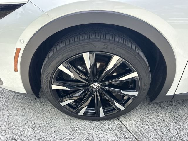 2026 Toyota Crown Platinum - Photo 10